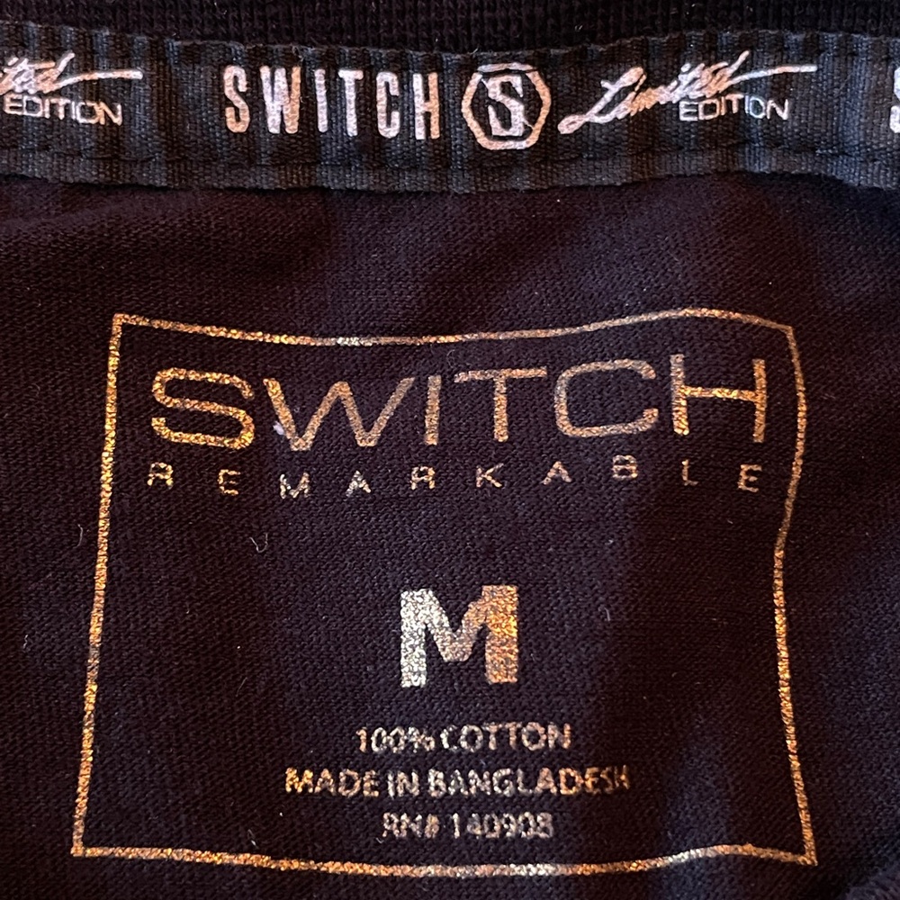 Like New Switch Remarkable Limited Edition Retro Razor Cut Tiger Patch Tee - Picture 10 of 13